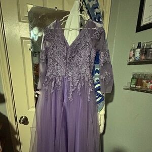 Purple floor length prom/formal gown